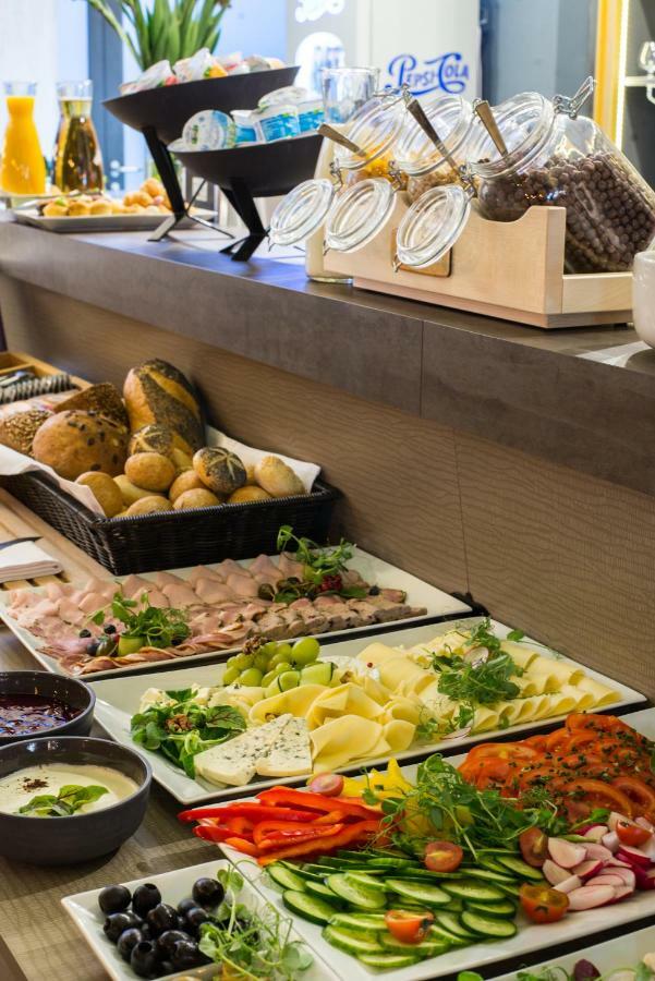 Hotel Perfect Krakow Luaran gambar