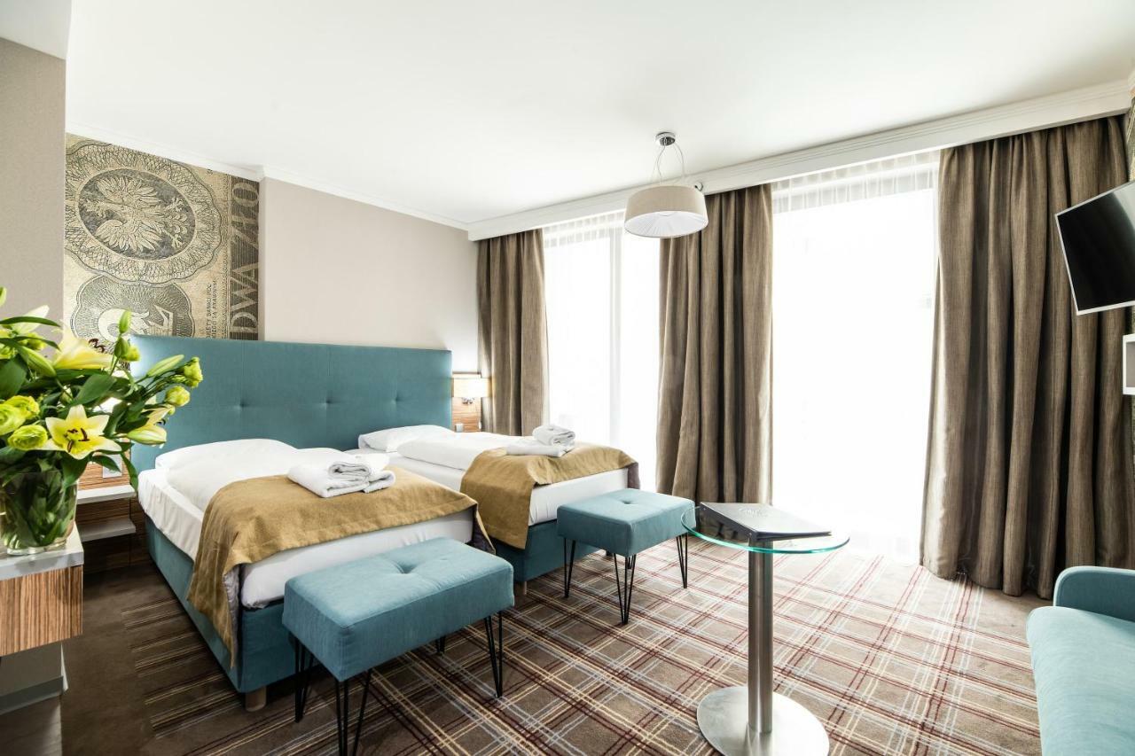 Hotel Perfect Krakow Luaran gambar